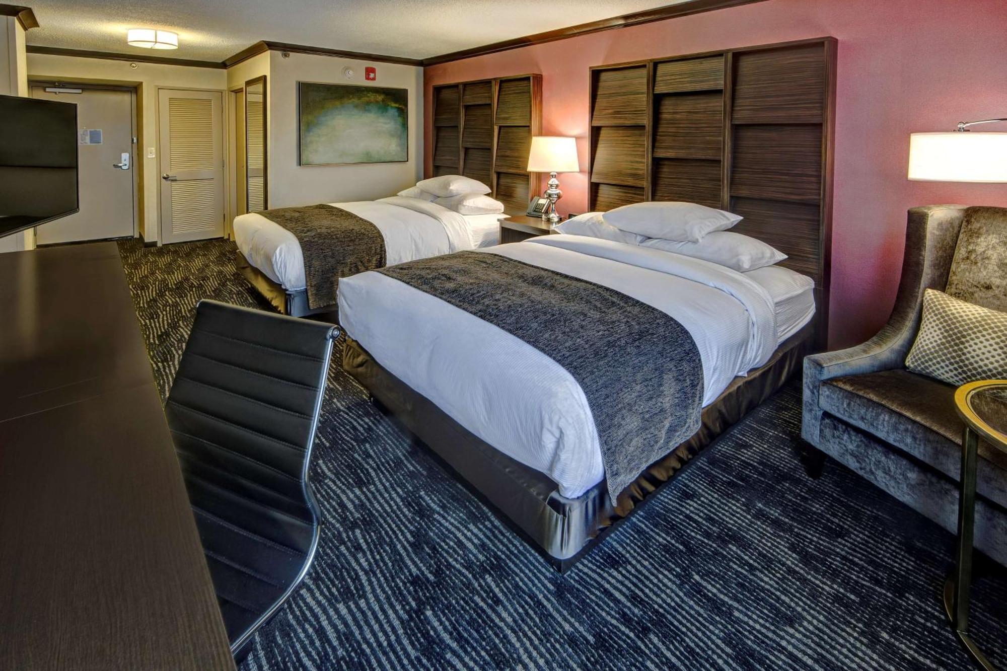 Doubletree By Hilton Decatur Riverfront Extérieur photo