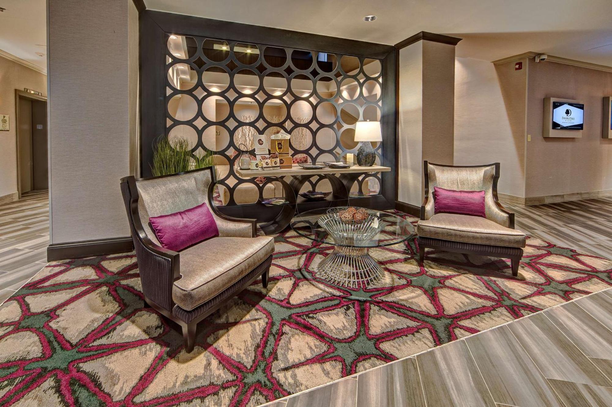 Doubletree By Hilton Decatur Riverfront Extérieur photo