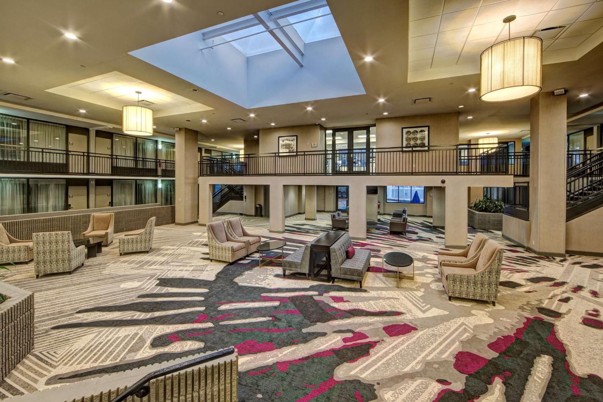 Doubletree By Hilton Decatur Riverfront Extérieur photo
